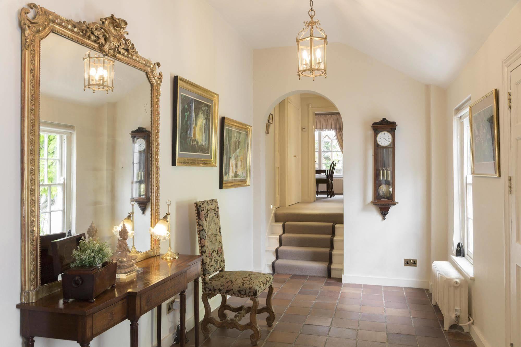 Onefinestay - Chiswick London